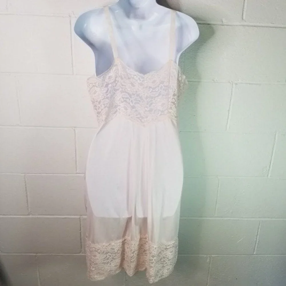 Vtg 50s Movie Star blush pink fullslip lingerie slip dress